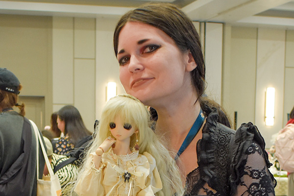 Dolls and Customers